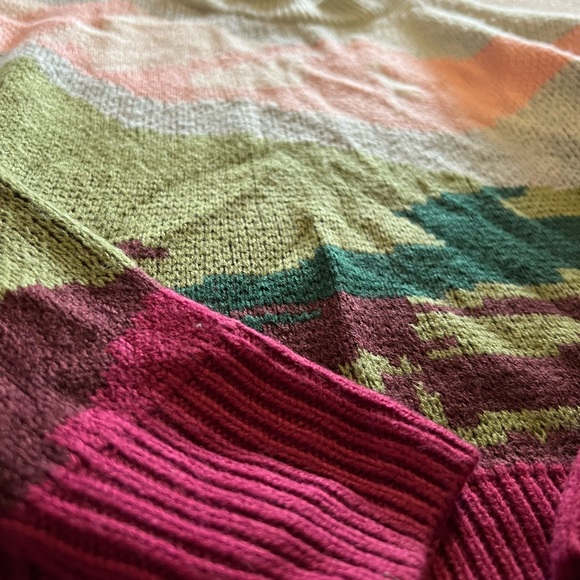 Super Soft Wild Fable Mountain Range Sweater XS - Picture 3 of 4
